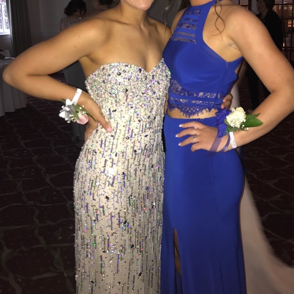 Prom Dress - Picture 3 of 6